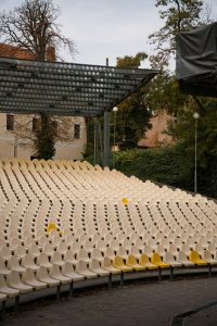 pabrik-dan-pembuat-kursi-auditorium-amphitheater-jakarta-barat