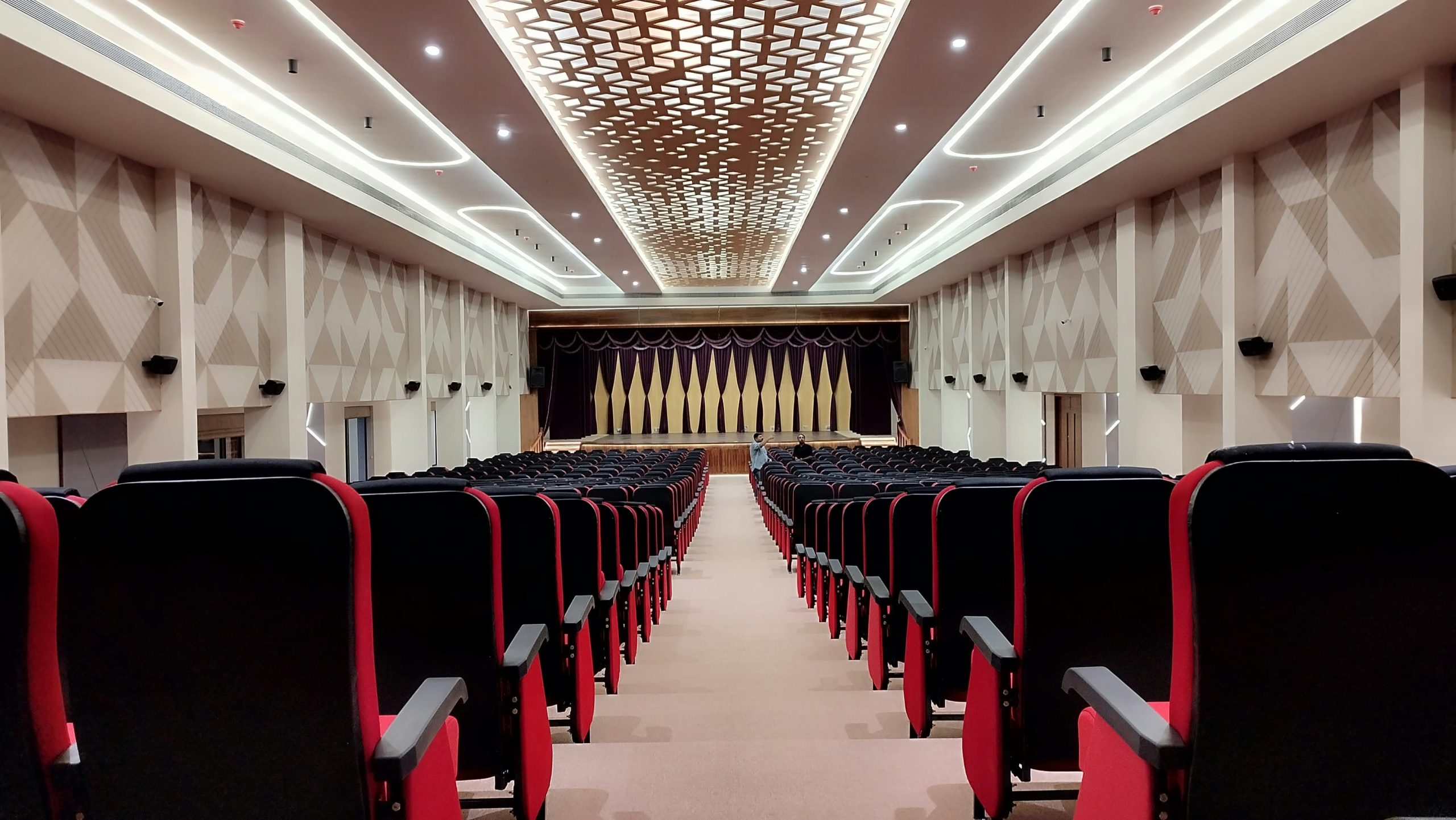 vendor-jual-kursi-auditorium-jakarta-selatan-fuku-grand-hall